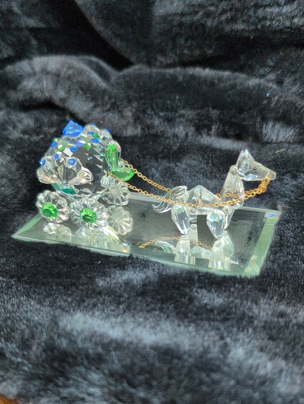 Mobex Crystal Horse And Carriage,VTG